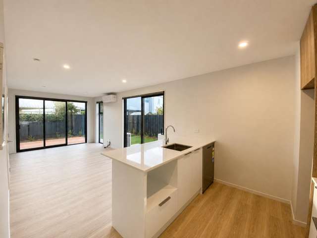 6/10 Hammond Place 10222_2