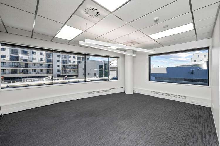 187 Broadway Newmarket_4