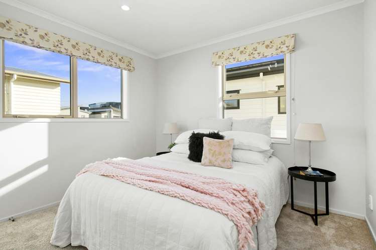 21 Latimer Way Petone_12