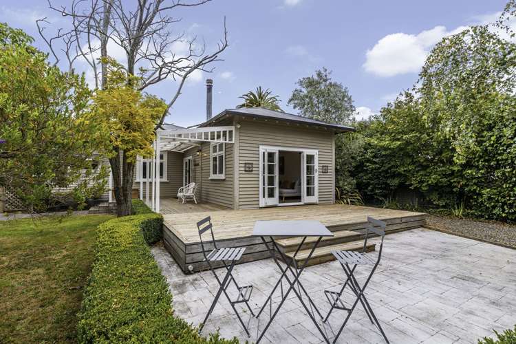 8 College Street Masterton_17