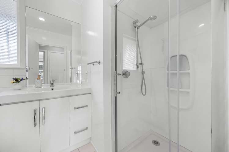 15 Glenside Avenue Pakuranga Heights_28