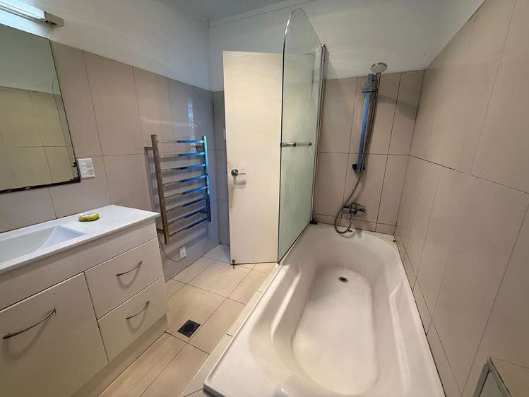 35 Toru Street Te Atatu Peninsula_19