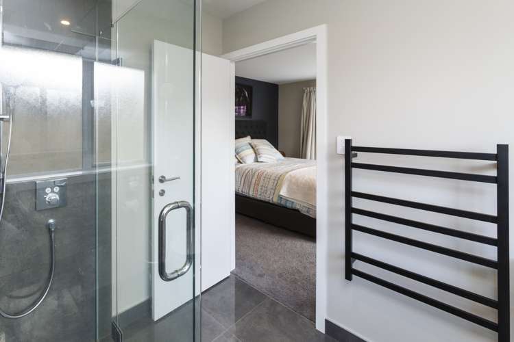 3 Coutts Way Fitzherbert_12