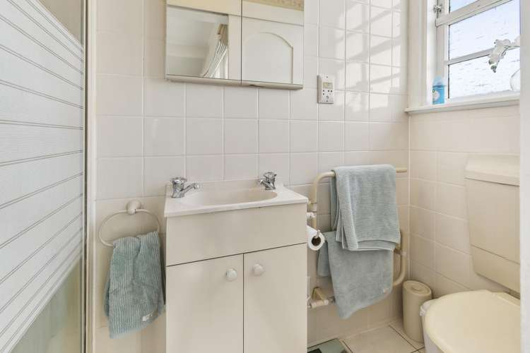 23 Troon Crescent Boulcott_11