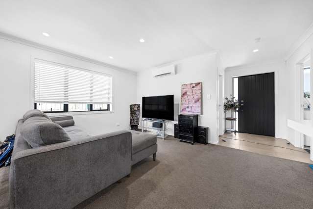 28 Regis Park Drive Pukekohe_3