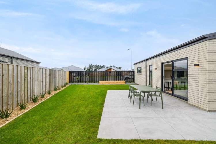 11-17 Greig Crescent - Lifestyle Villas Amberley_19