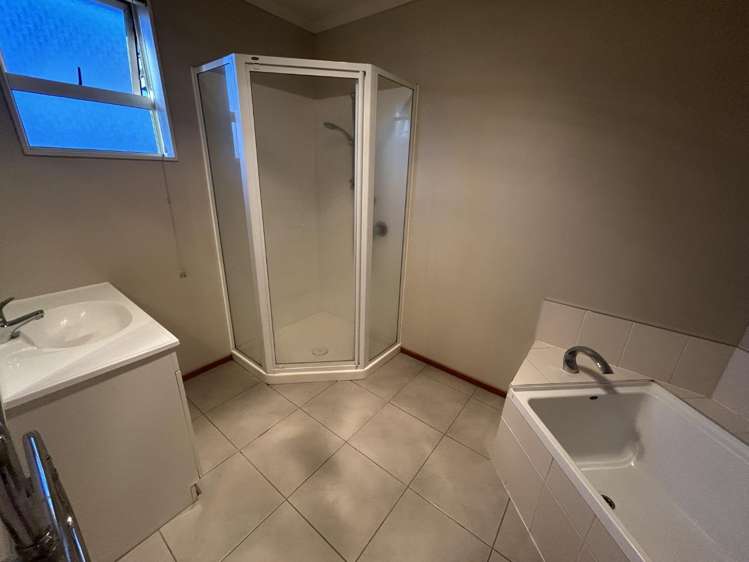 1 Rosewood Court Huntington_17