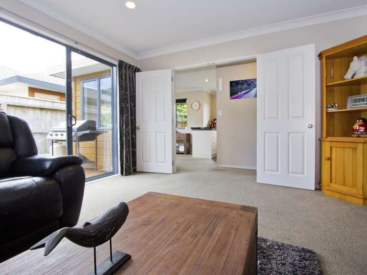25 Sun Valley Grove Wainuiomata_3