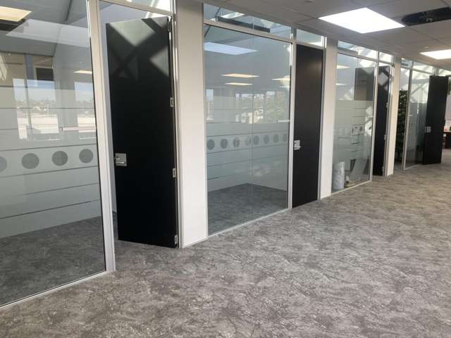 Part 1st floor, 1-3 Argus Place Wairau Valley_3