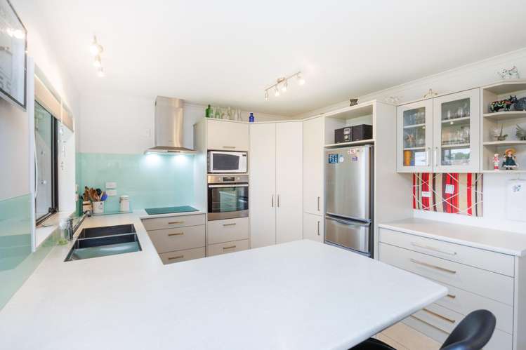 96 Warwick Street Feilding_2