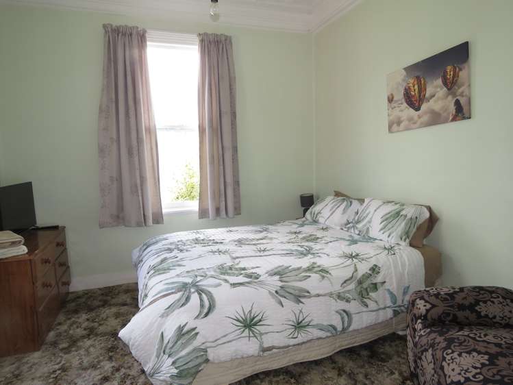 8 Ranft Street Reefton_7