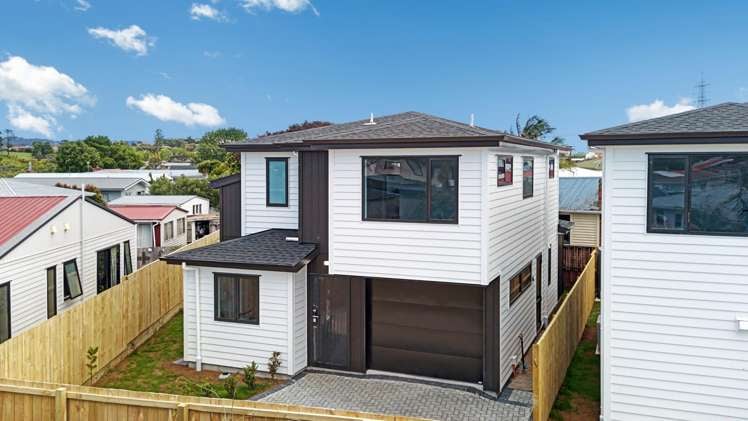 4C Congreve Place Blockhouse Bay_36