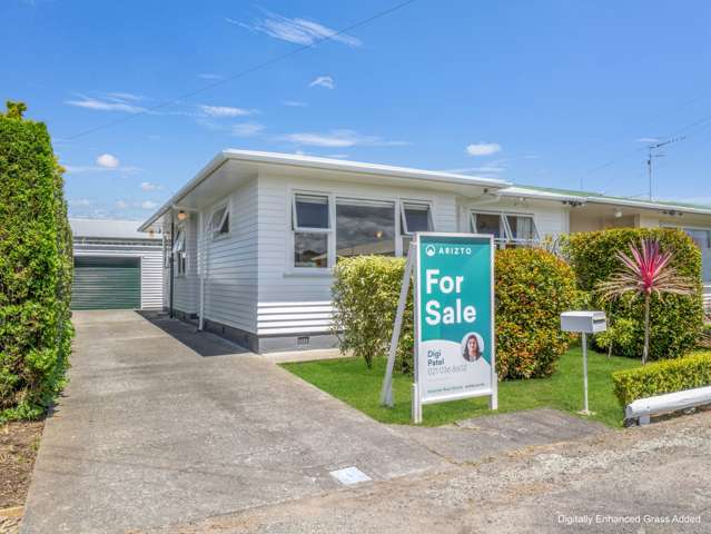 Easy-Care Living in a Convenient Levin Location