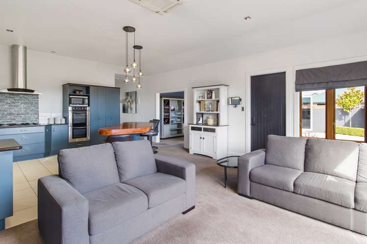 57 Avenue Road West End_11