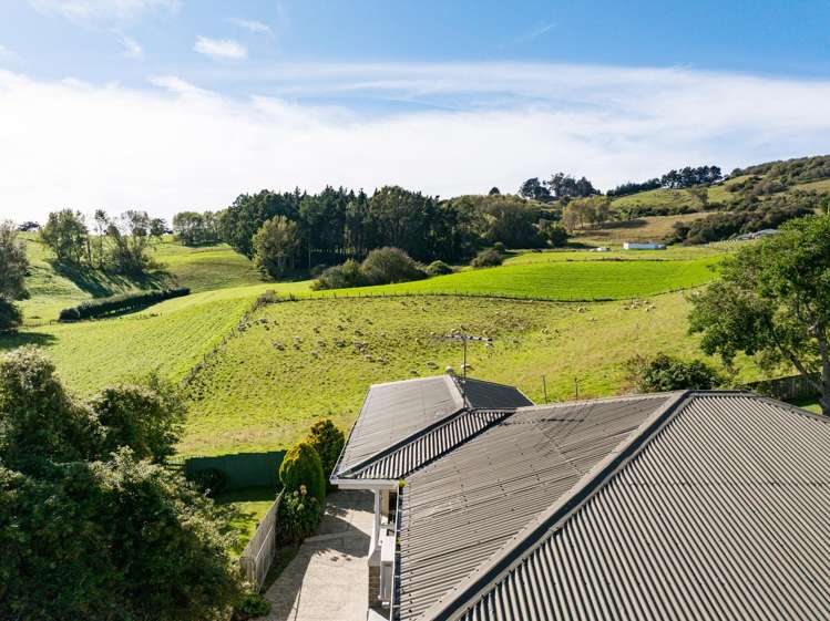 61 Elwyn Crescent Green Island_29