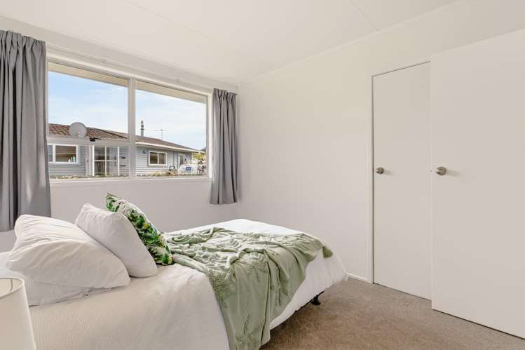 154 Brecon Road Stratford_14