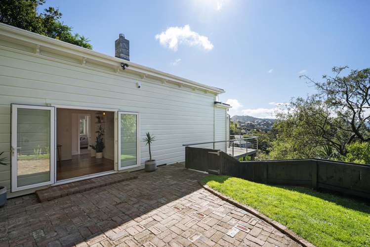 13 Laura Avenue Brooklyn_7