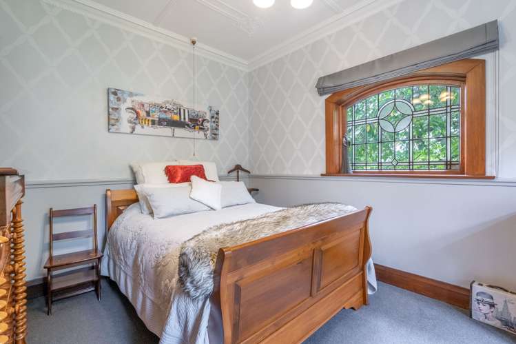 385 Queens Drive Windsor_15