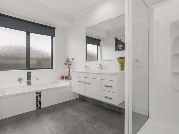 38 Pengover Avenue Leamington_12