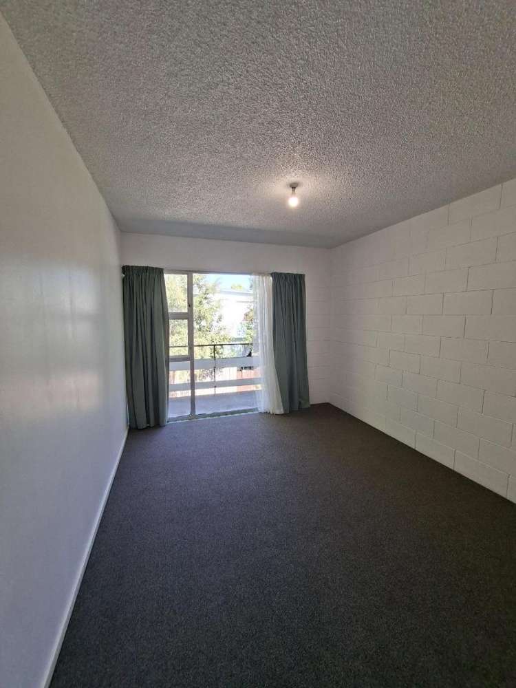 9/17 Thames Street 1055_5