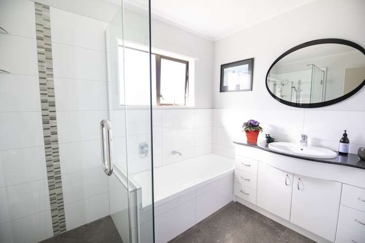 165 Tait Drive Greenmeadows_10