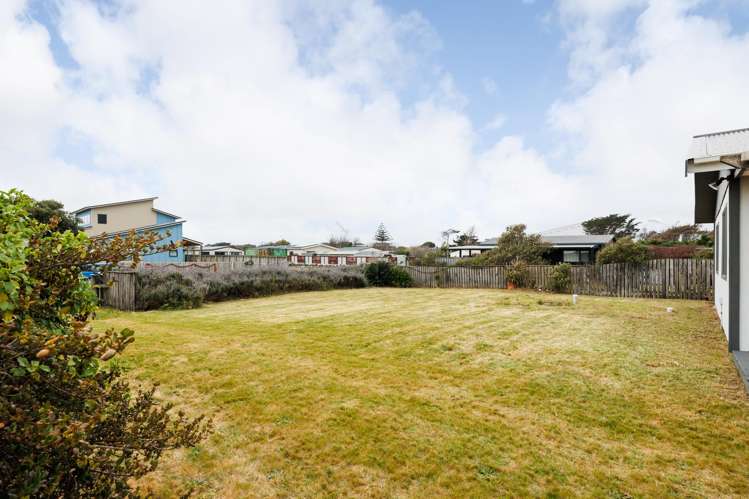 14 Te Kiri Street Himatangi Beach_24