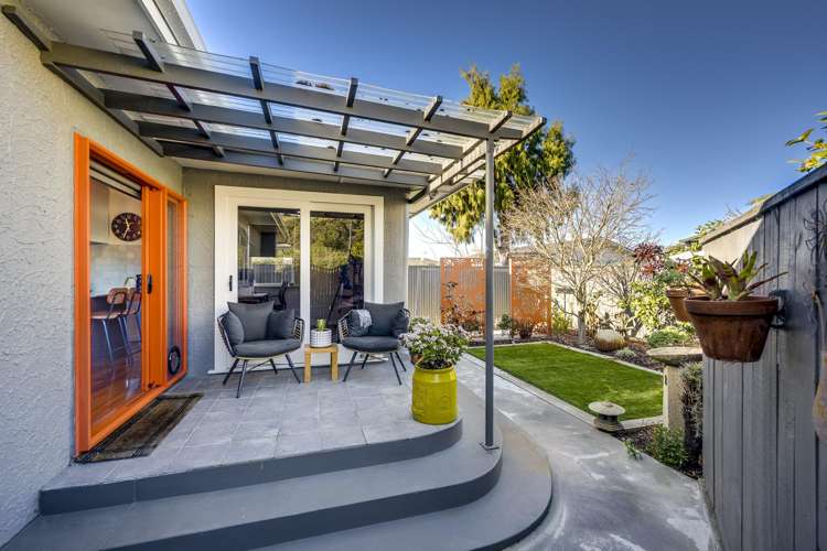 10 Dolbel Street Taradale_21