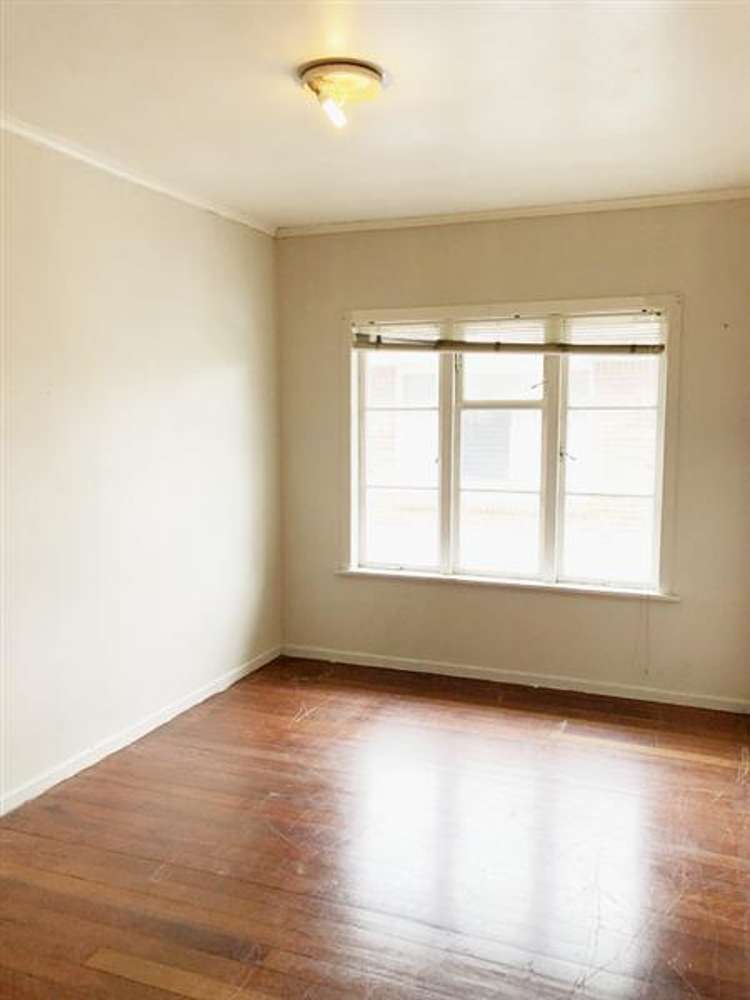 2137 Great North Road Avondale_9