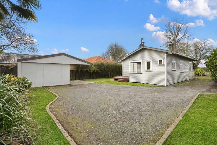 119 Galloway Street Hamilton East_16