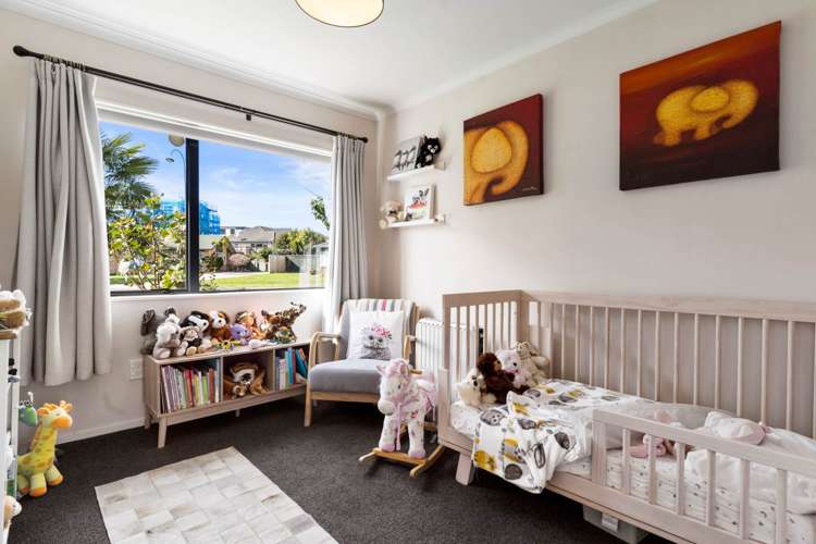 4 Cottesmore Place Huntington Park_14