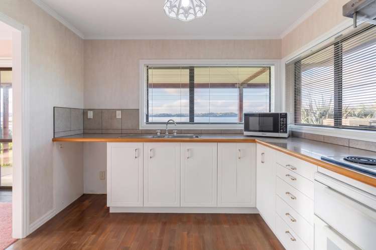 54 Spinnaker Drive Te Atatu Peninsula_4