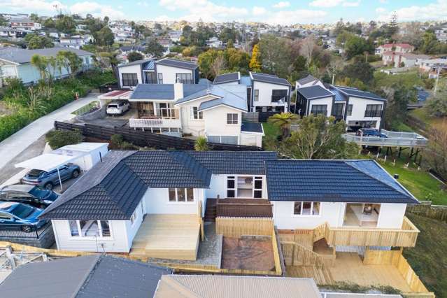 Fully Renovated 2 x 2 units in Blockhouse Bay