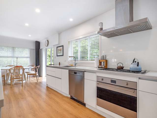 13 Hartles Place Mellons Bay_4