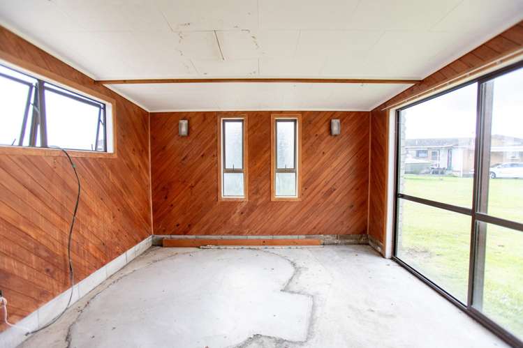 2 McQuarrie Place Ngatea_15