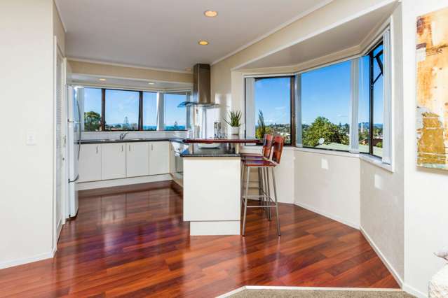 2 Cairnbrae Court Northcross_4