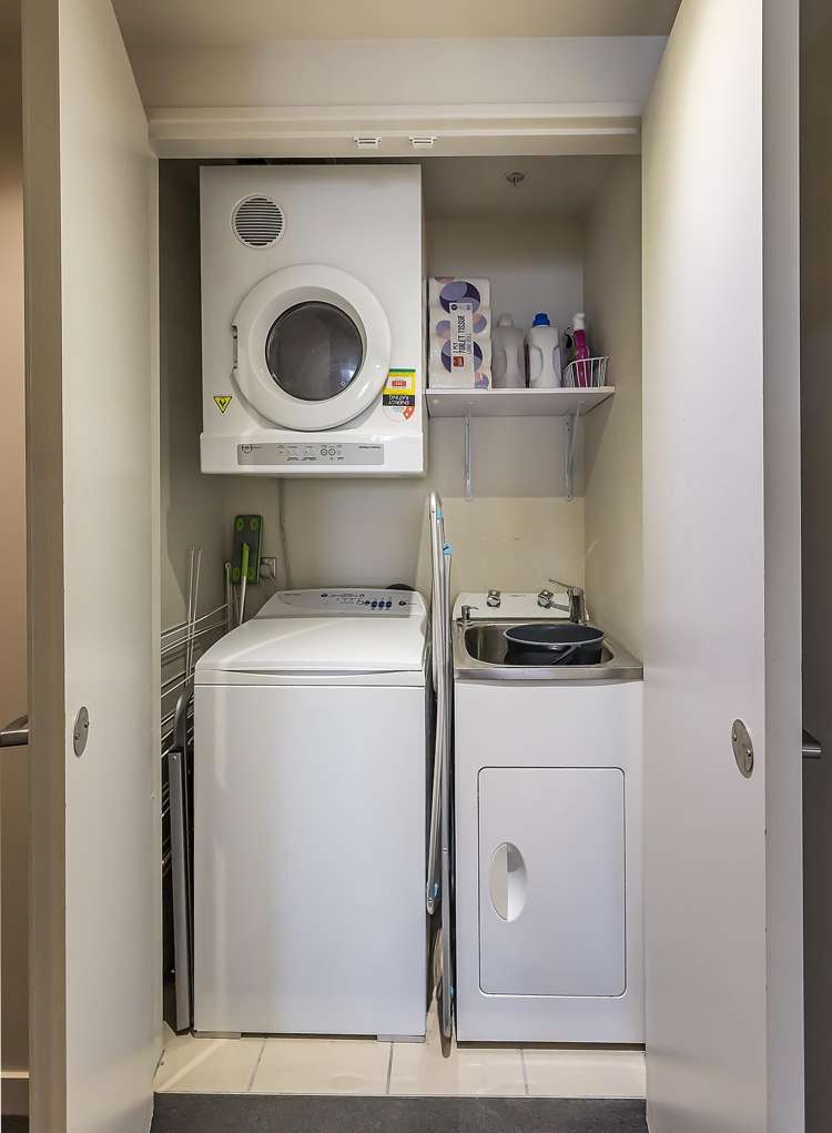 8F/245 Wakefield Street Te Aro_12