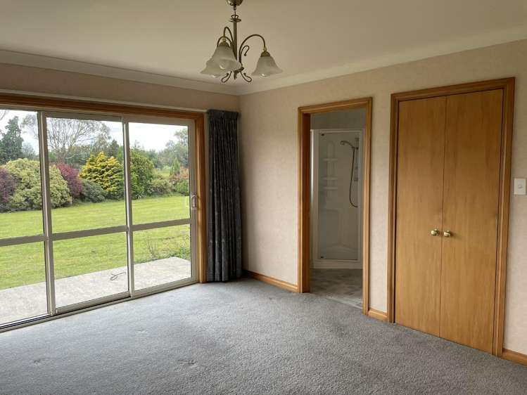 638 Paterson Road Waimumu_5