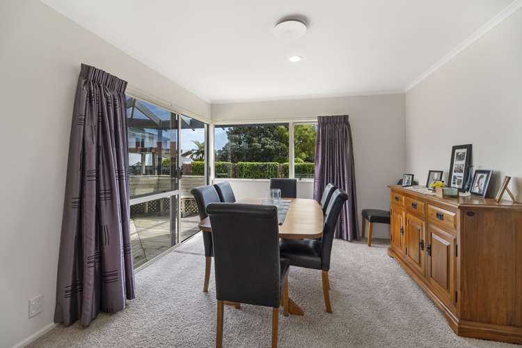 17d Kinross Drive Merrilands_13