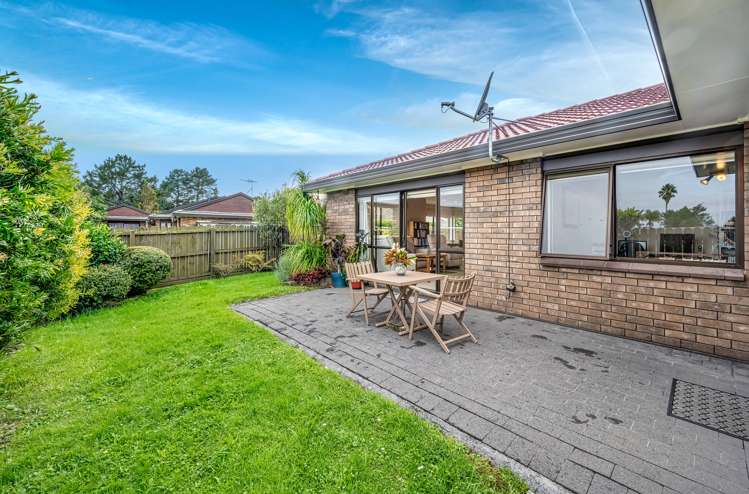 2/7 Mirabell Place Golflands_19