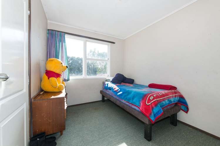 2 John F Kennedy Place Glen Eden_6