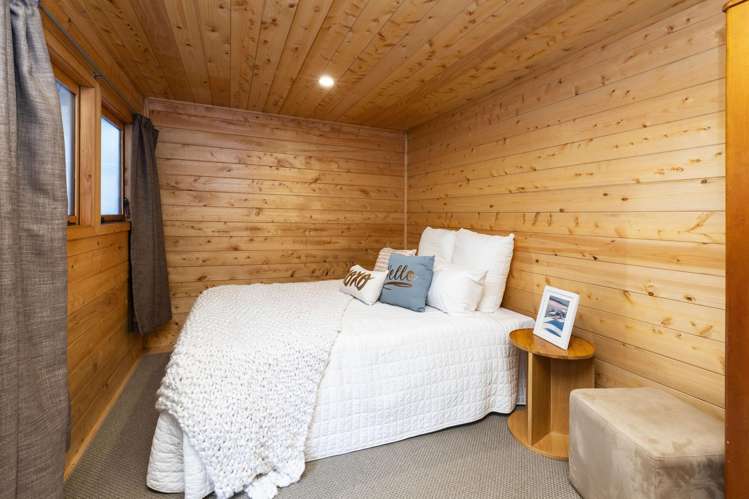 2/11 Duncan Street Sumner_11