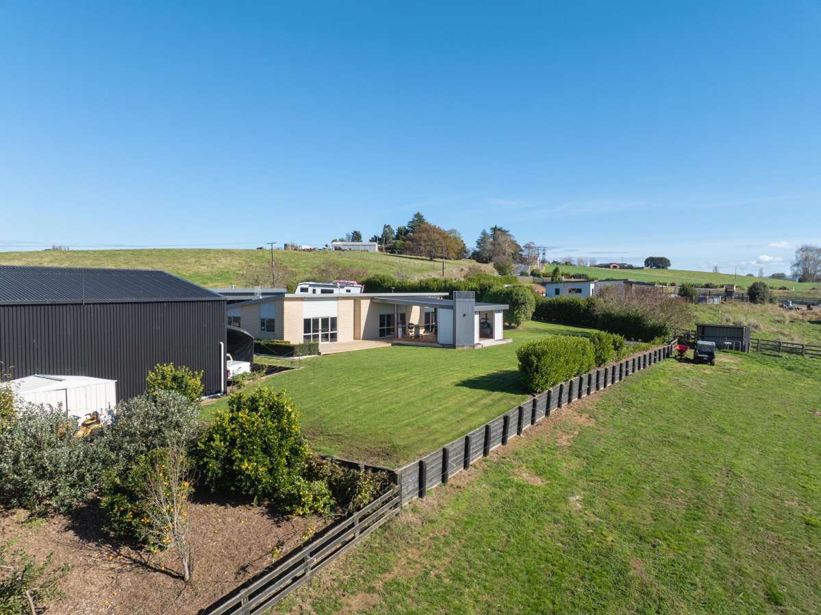 992 Te Kawa Road_2