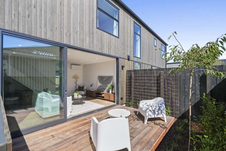 2/31 Rutland Street Saint Albans_18