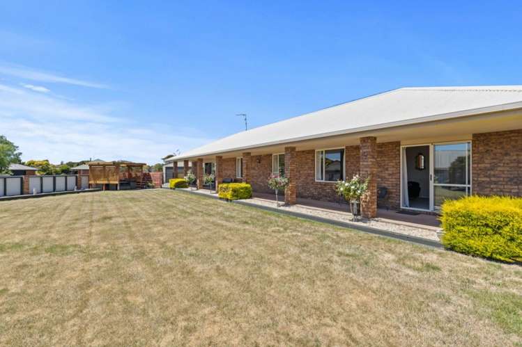 10 Temple Mews Renwick_23