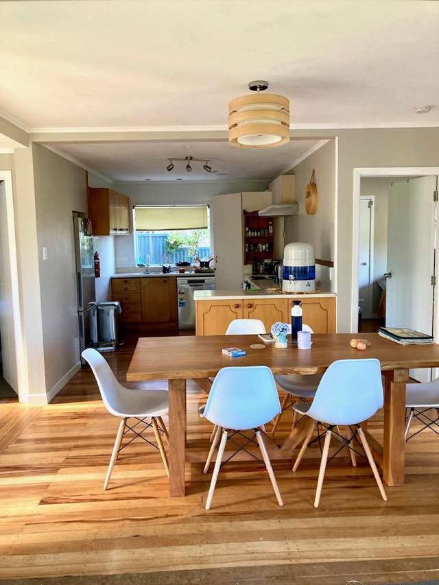 67 Lorenzen Bay Road Raglan_2