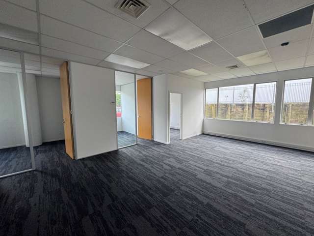 Unit A/44-46 Constellation Drive Rosedale_1