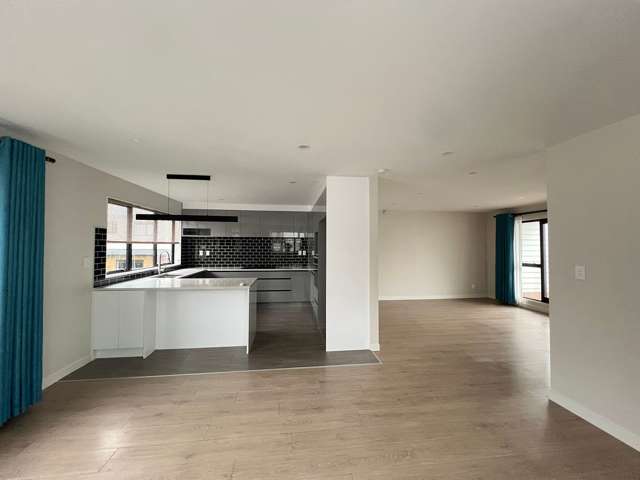 28B Routley Drive Glen Eden_1