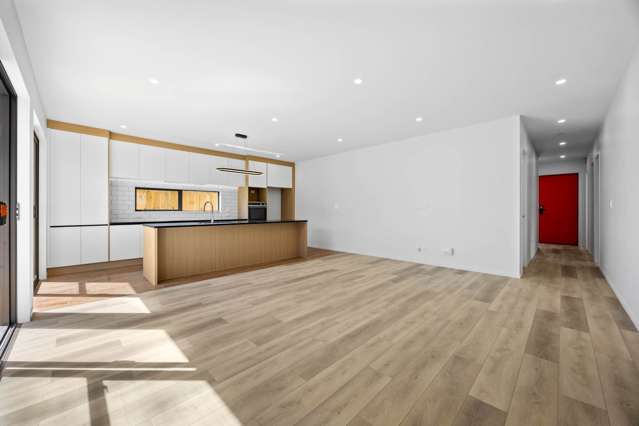 15 Tuwai Crescent Opaheke_3