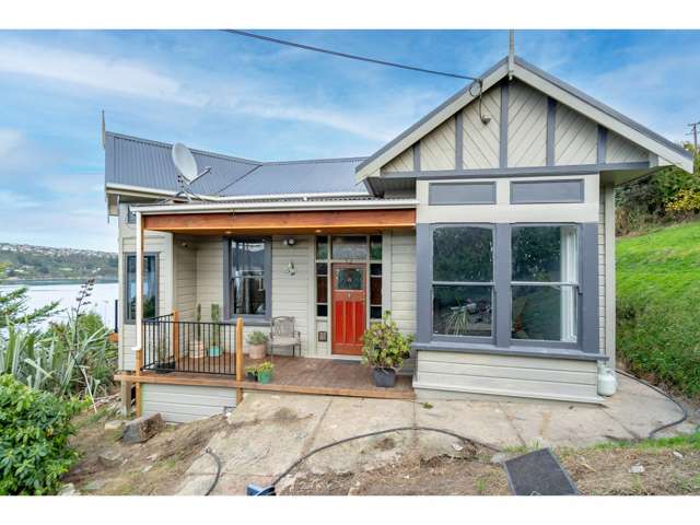 7 Manuka Street Ravensbourne_1