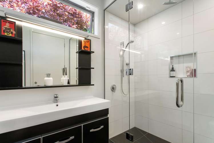 54 Office Road Merivale_10